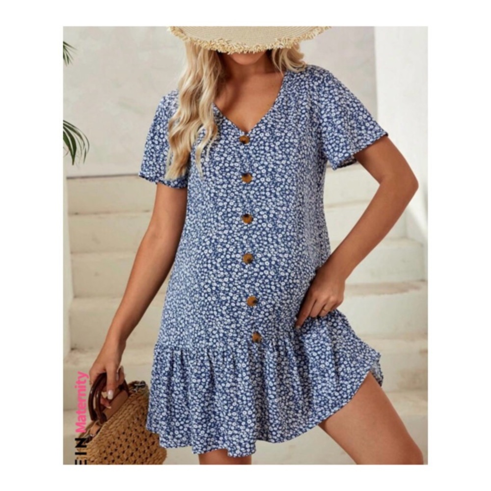 SHEIN Maternity Ditsy Floral Print Button Front Ruffle Hem
Smock Dress